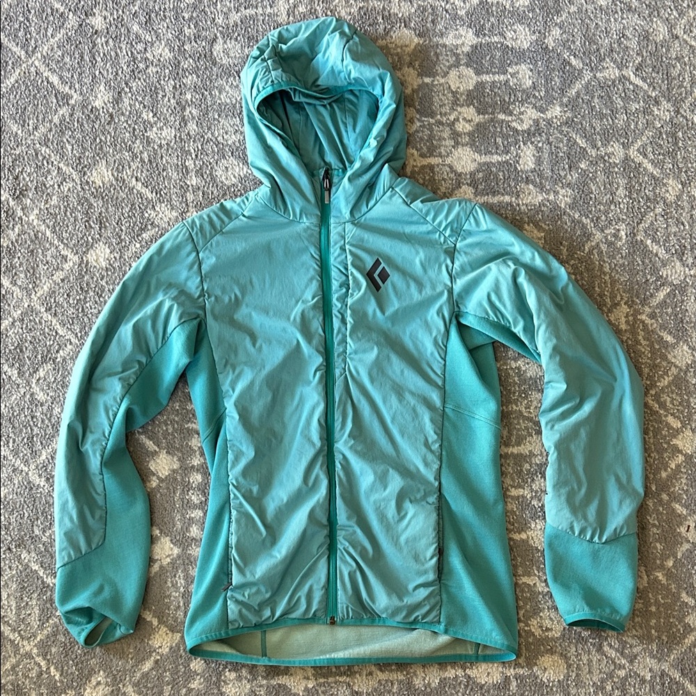 Black Diamond women’s first light hybrid